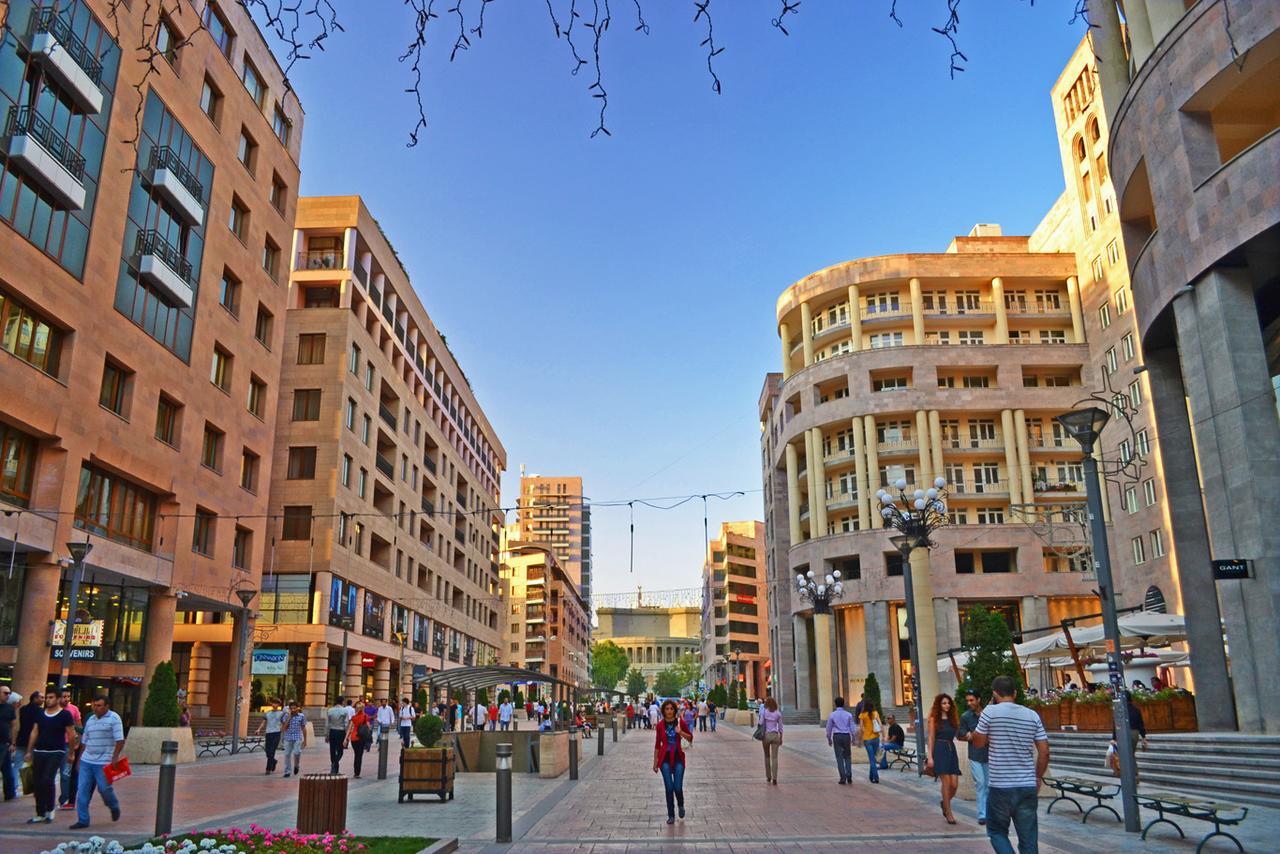 Apartment On Republic Square Yerevan Exterior photo