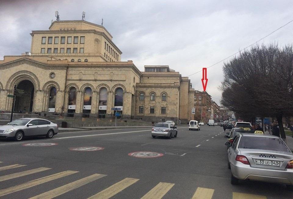 Apartment On Republic Square Yerevan Exterior photo