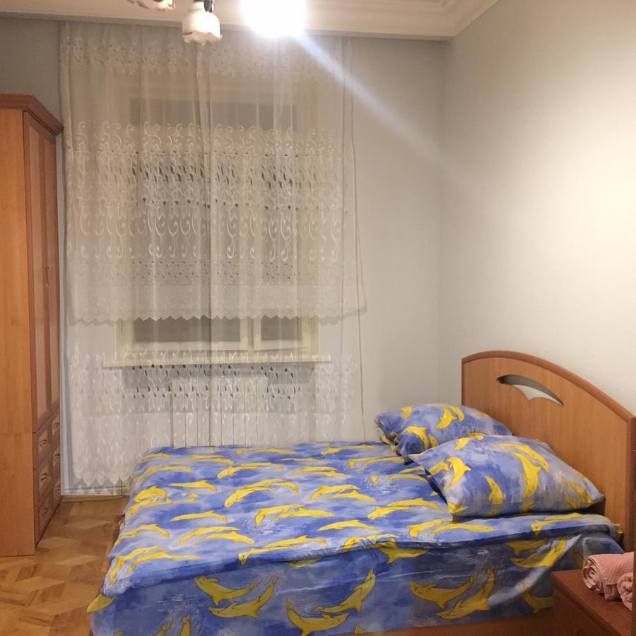 Apartment On Republic Square Yerevan Exterior photo